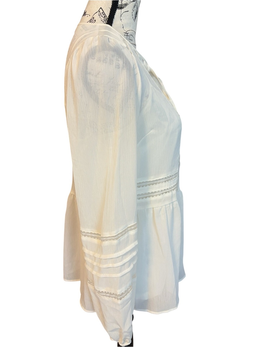 Express Chiffon Peplum Peasant Top Lace Pleated Details Cream Size S - Picture 2 of 7